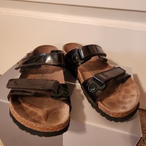 Birkis by Birkenstock Size 7/38 Sandals